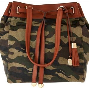 GILI camo tote bag | with dust bag